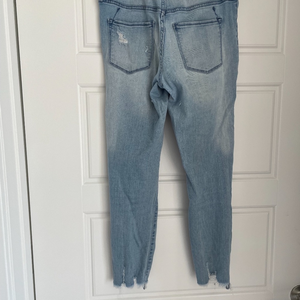 High Rise Jegging Crop Ripped - Picture 3 of 3